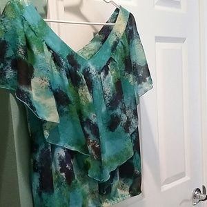 Beautiful blouse Size Large gently used